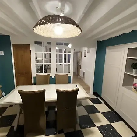 Au Bois Dormant Ferienhaus *